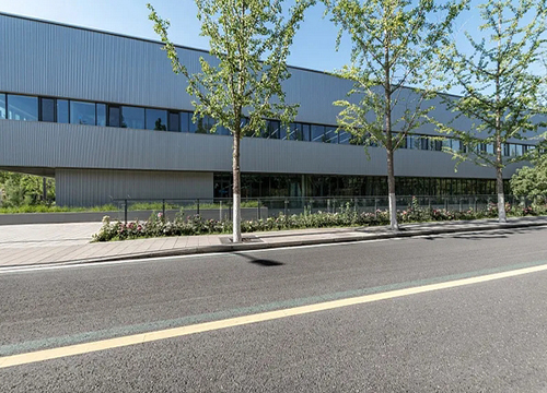 監(jiān)控桿生產(chǎn)廠區(qū)